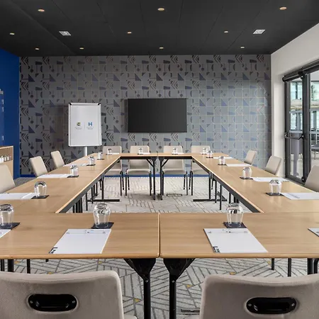 Hotel Hyatt House Paris Charles De Gaulle Airport 4*